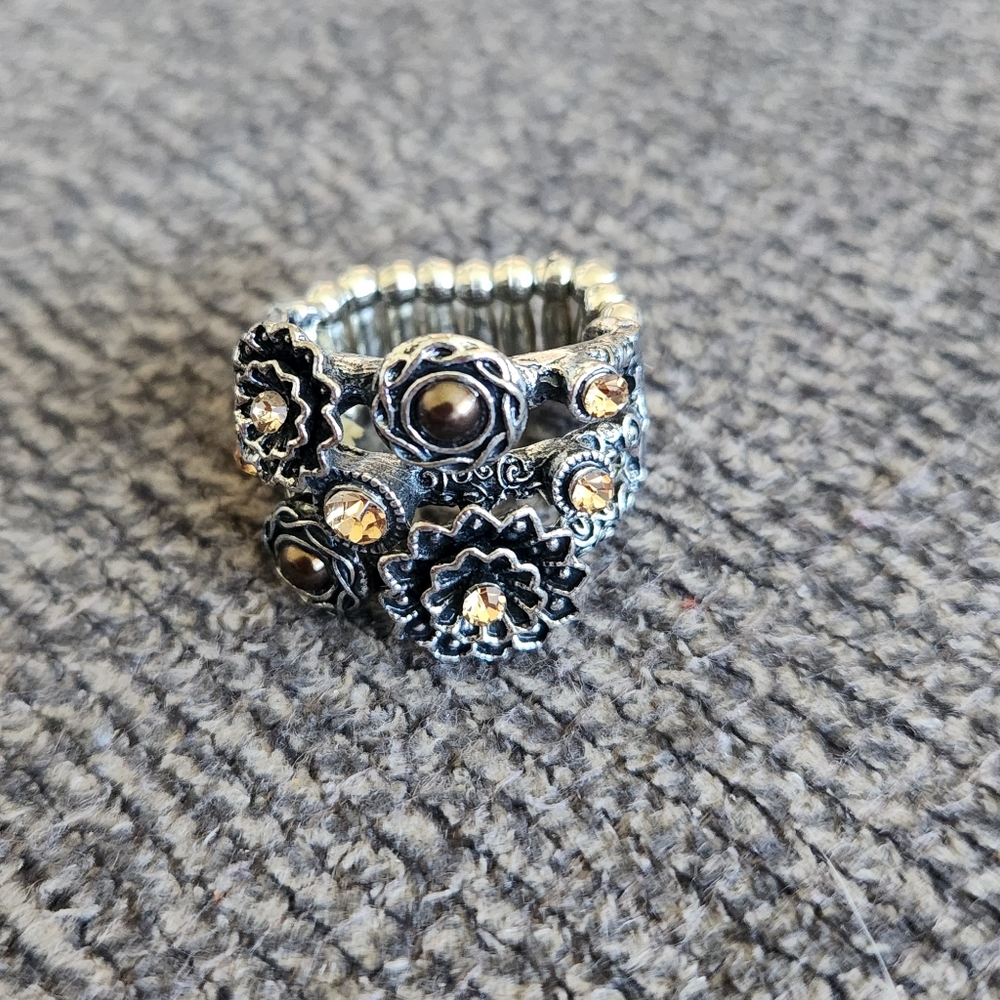 Paparazzi "On The Contrary" Ring